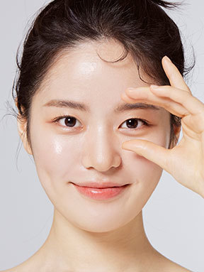 귀여운 눈매