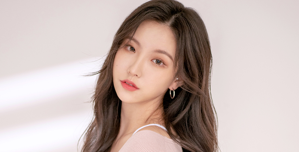 얼굴이 밋밋하고 넓어 보이는 경우